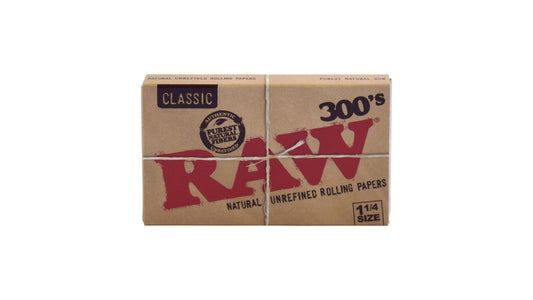 Raw 300s Classic 1 1/4 Rolling Papers